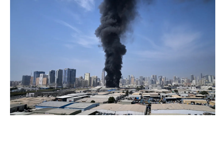 posle-iranskikh-udarov-data-tsentr-amazon-v-oae-vyshel-iz-stroya