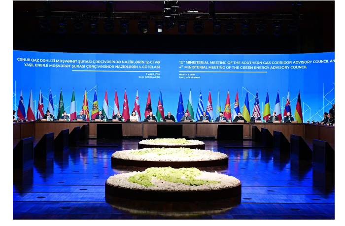 ilkham-aliev-prinimaet-uchastie-v-12-m-zasedanii-ministrov-v-ramkakh-konsultativnogo-soveta-po-yugk