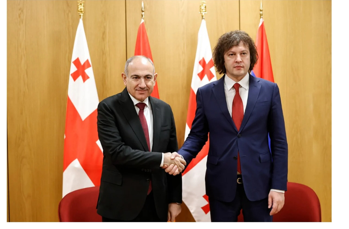 pashinyan-i-kobakhidze-obsudili-ukreplenie-mira-na-yuzhnom-kavkaze