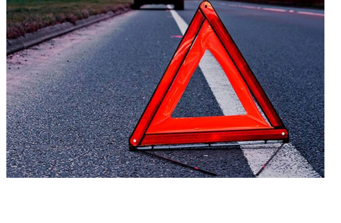 tyazheloe-dtp-na-doroge-baku-gazakh-sotrudniki-mchs-spasli-dvukh-grazhdan