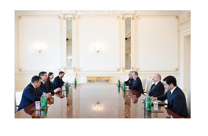 prezident-ilkham-aliev-prinyal-zamestitelya-premer-ministra-moldovy-foto