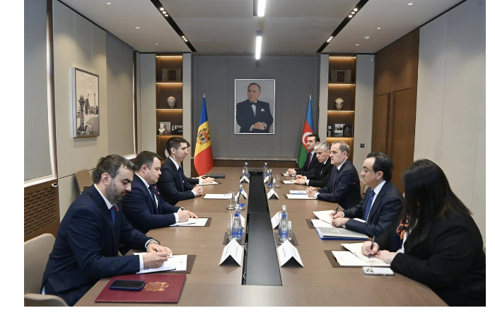 glavy-mid-azerbaydzhana-i-moldovy-provodyat-vstrechu-odin-na-odin