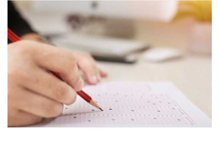 v-azerbaydzhane-5-aprelya-proydut-vypusknye-ekzameny-dlya-pochti-50-tys-uchashchikhsya