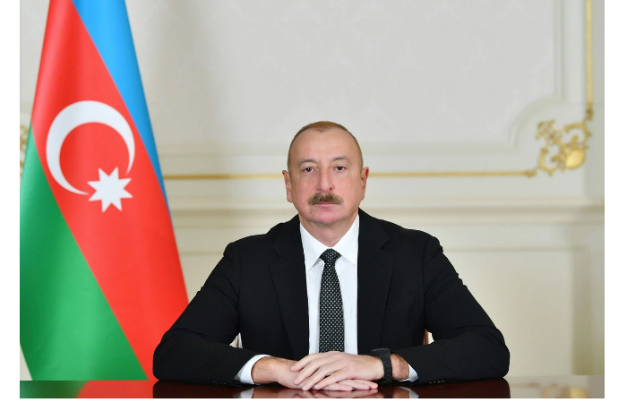 prezident-ilkham-aliev-nagradil-sotrudnikov-mida-medalyu-tereggi