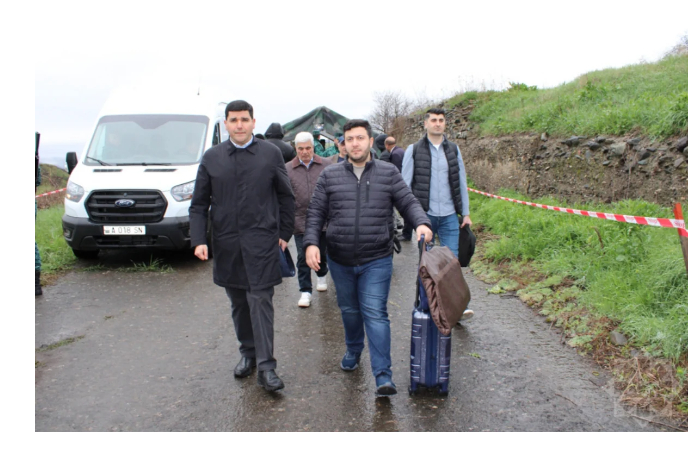 armyanskaya-delegatsiya-pribyla-v-azerbaydzhan-v-ramkakh-initsiativy-most-mira