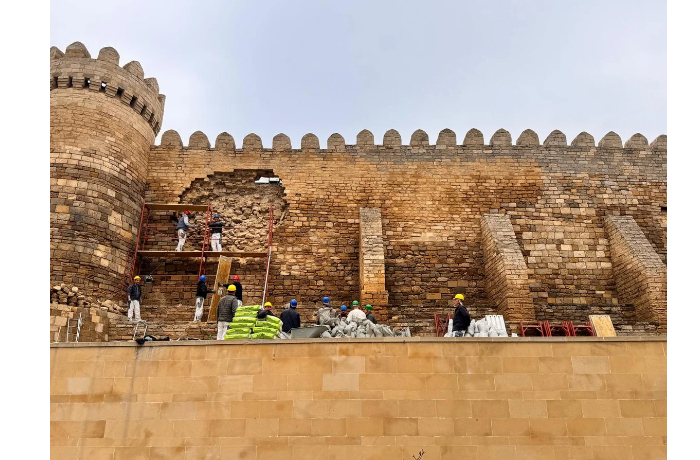 k-vosstanovleniyu-krepostnoy-steny-v-icherishekher-privlecheny-avstriyskie-spetsialisty