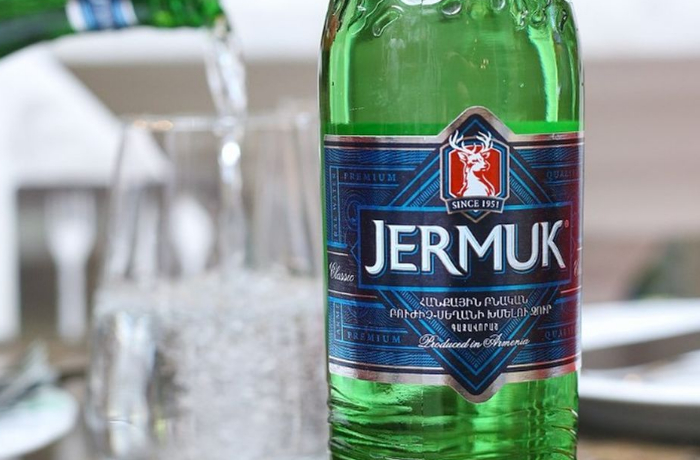 uksus-vmesto-mineralnoy-vody-kreml-predupredil-yerevan