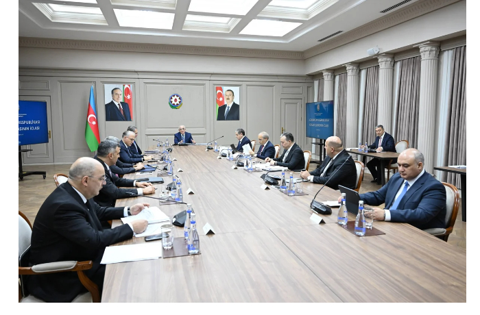 minfinu-azerbaydzhana-porucheno-podgotovit-byudzhetnyy-paket-na-2026-god