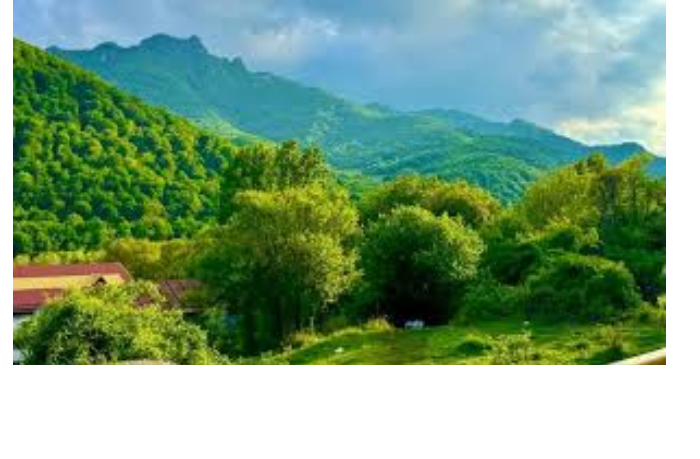 ocherednye-gruppy-byvshikh-vynuzhdennykh-pereselentsev-pribyli-v-agdere-i-khodzhaly