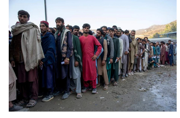 bolee-4-mln-chelovek-v-mire-mogut-stat-bezhentsami-k-2028-godu-iz-za-voyn-i-sokrashcheniya-gumpomoshchi