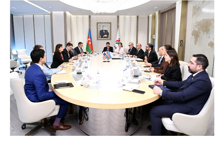 rovshan-nadzhaf-obsudil-s-ofitsialnymi-litsami-ssha-rasshirenie-energosotrudnichestva