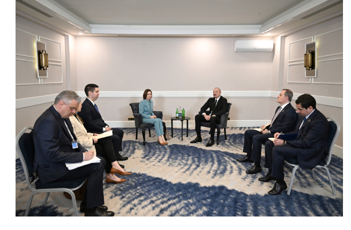 v-antale-sostoyalas-vstrecha-prezidenta-ilkhama-alieva-s-prezidentom-moldovy-foto