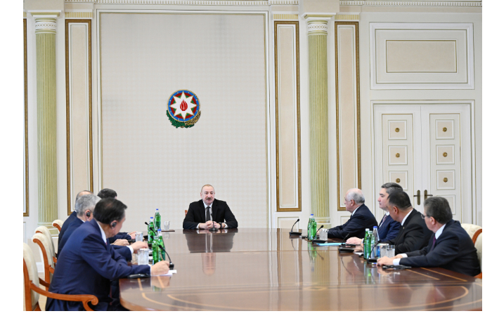 prezident-ilkham-aliev-prinyal-uchastnikov-vstrechi-glav-pravitelstv-gosudarstv-chlenov-organizatsii-tyurkskikh-gosudarstv-foto