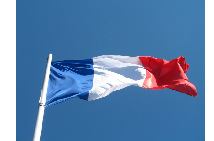 frantsiya-perekhodit-na-zhestkuyu-byudzhetnuyu-ekonomiyu