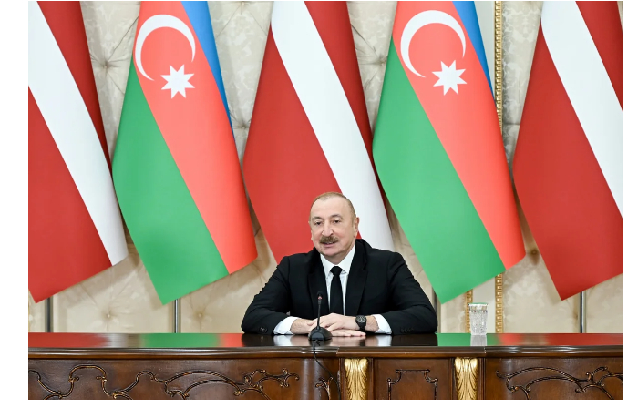 ilkham-aliev-vzaimnye-vizity-predstaviteley-azerbaydzhana-i-armenii-sodeystvuyut-normalizatsii