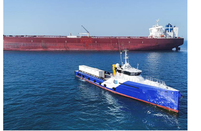 iranskie-neftyanye-tankery-prorvali-blokadu-ormuza