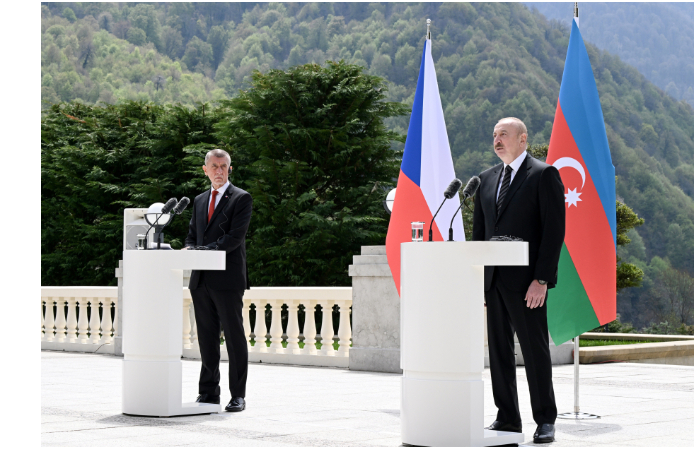 prezident-ilkham-aliev-u-nas-ochen-aktivnyy-politicheskiy-dialog-s-chekhiey