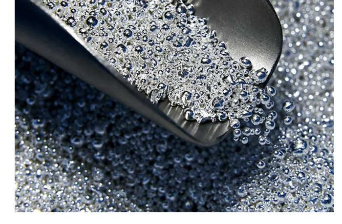 ekspert-nazval-samyy-redkiy-metall-v-mire