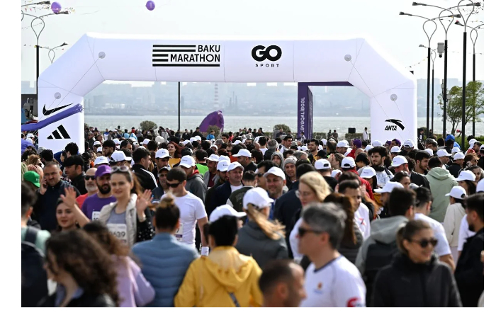 na-bakinskom-marafone-2026-za-pervenstvo-budut-borotsya-25-tys-uchastnikov