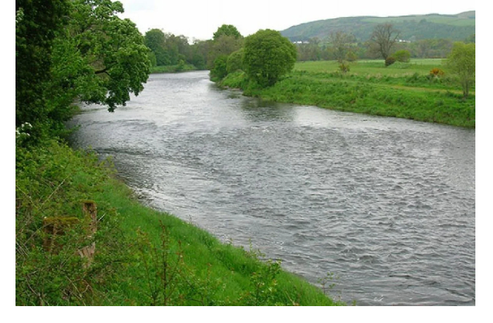 v-pyati-rayonakh-azerbaydzhana-postroyat-damby-na-rekakh