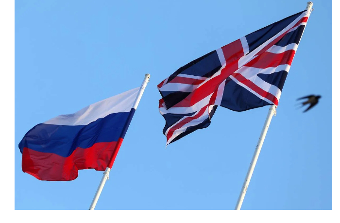 mid-britanii-zayavil-o-lishenii-akkreditatsii-rossiyskogo-diplomata