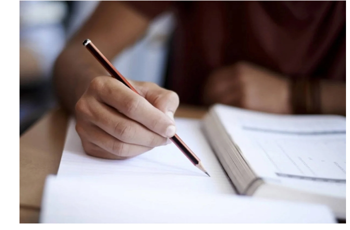 vstupitelnyy-ekzamen-na-administrativnye-dolzhnosti-gossluzhby-naznachen-na-5-aprelya