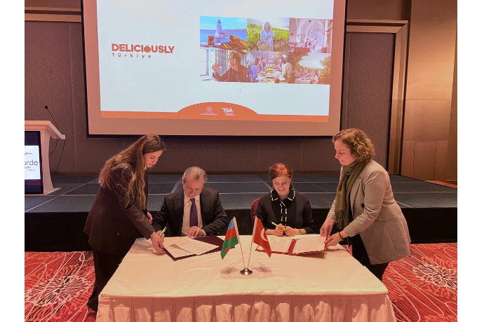 azerbaydzhan-i-turtsiya-podpisali-protokol-o-sotrudnichestve-v-sfere-turizma