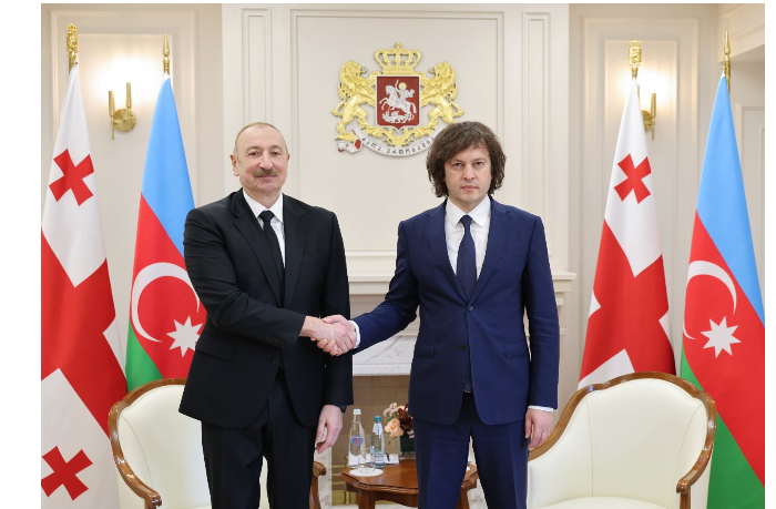 v-tbilisi-sostoyalas-vstrecha-ilkhama-alieva-s-irakliem-kobakhidze-odin-na-odin