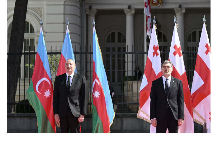 v-tbilisi-sostoyalas-tseremoniya-ofitsialnoy-vstrechi-prezidenta-ilkhama-alieva-foto