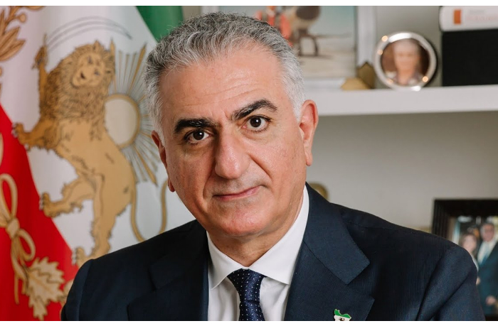 pekhlevi-potreboval-ot-komandirov-ksir-podat-v-otstavku