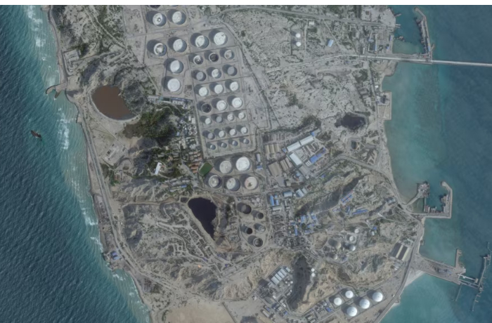 ssha-atakovali-voennye-obekty-na-iranskom-ostrove-khark