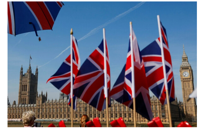 v-britanii-oshibochno-vyplatili-posobiya-umershim-na-milliard-dollarov