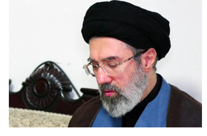 modzhtaba-khamenei-nakhoditsya-bez-soznaniya-i-prokhodit-lechenie-v-gorode-kum