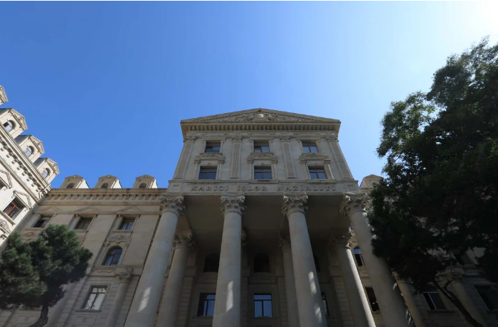 mid-azerbaydzhana-privetstvuet-prekrashchenie-ognya-mezhdu-ssha-i-iranom