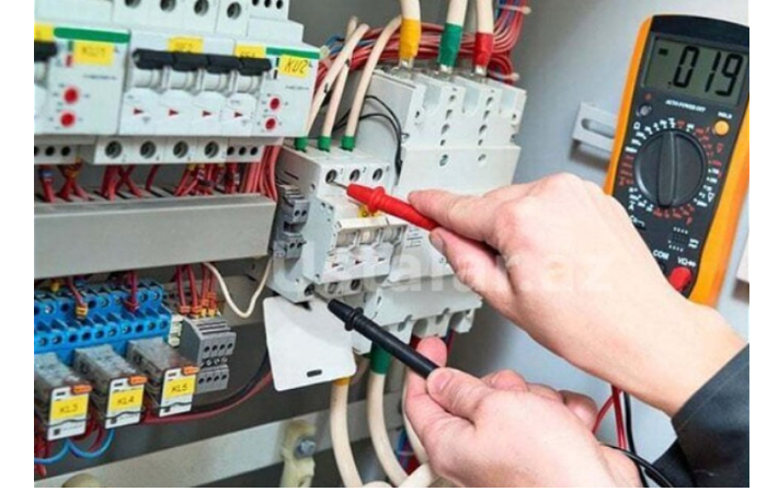 v-azerbaydzhane-ustanovyat-platu-za-podklyuchenie-k-seti-vysokogo-napryazheniya