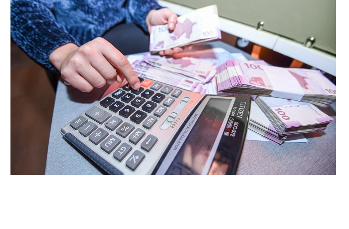 kenan-kerimzade-na-finansirovanie-studencheskikh-kreditov-vydeleno-bolee-74-mln-manatov