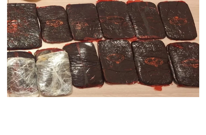 v-baku-u-6-narkokurerov-izyato-72-kg-narkotikov