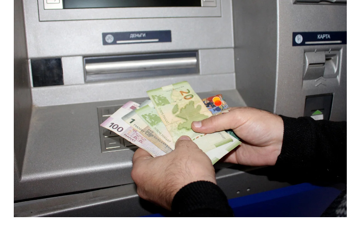 zavtra-budut-vyplacheny-pensii-za-may-po-baku-sumgayytu-i-absheronu