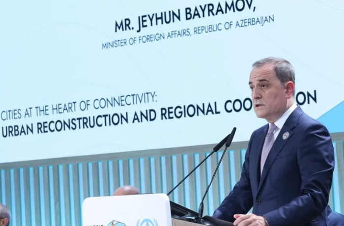 dzheykhun-bayramov-goroda-stanovyatsya-strategicheskimi-platformami-diplomatii-i-tekhnologiy