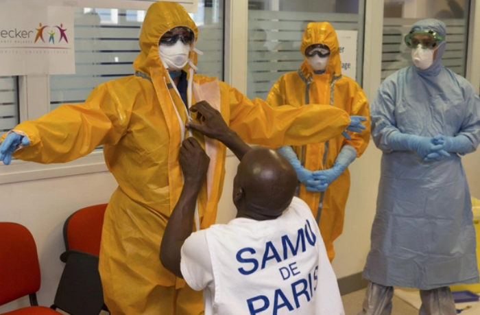 ebola-seet-khaos-v-kongo