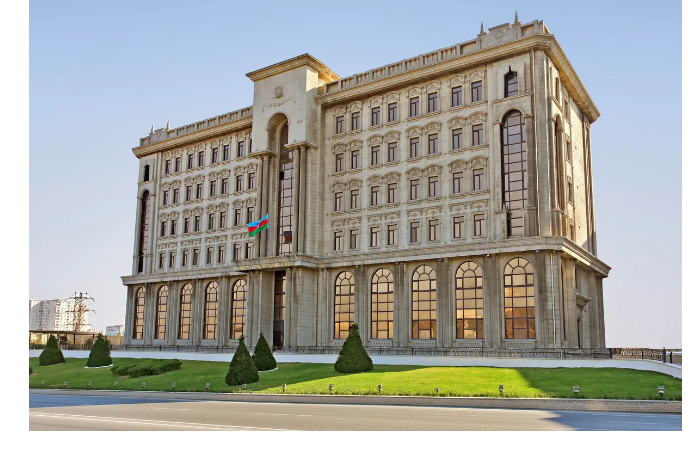inostrannykh-passazhirov-poezda-baku-tbilisi-baku-predupredili-o-migratsionnykh-pravilakh