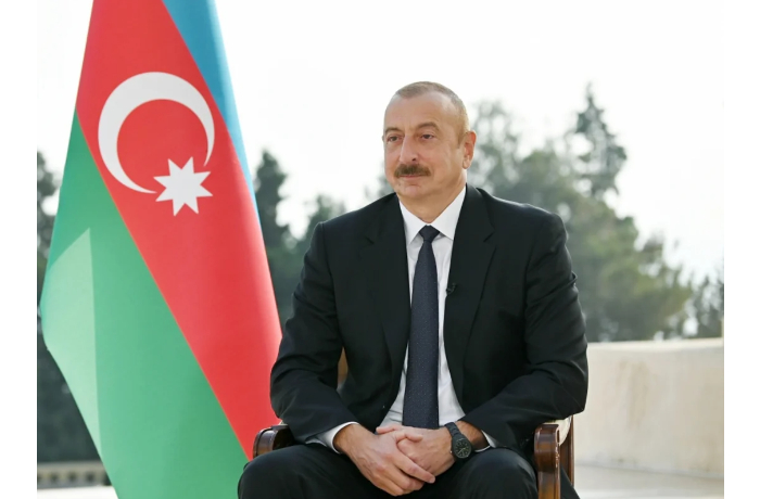 v-adres-prezidenta-ilkhama-alieva-prodolzhayut-postupat-pozdravleniya