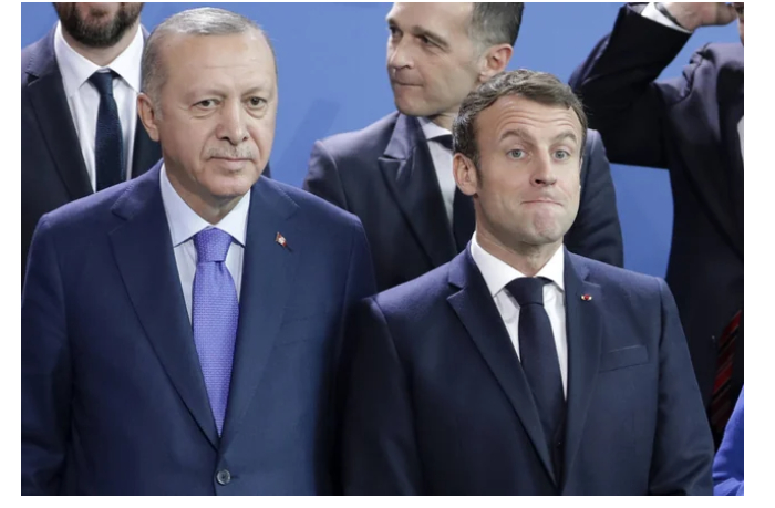 erdogan-ne-pozvolil-makronu-peresech-sukhoputnuyu-granitsu-iz-armenii-posle-peregovorov-s-baku