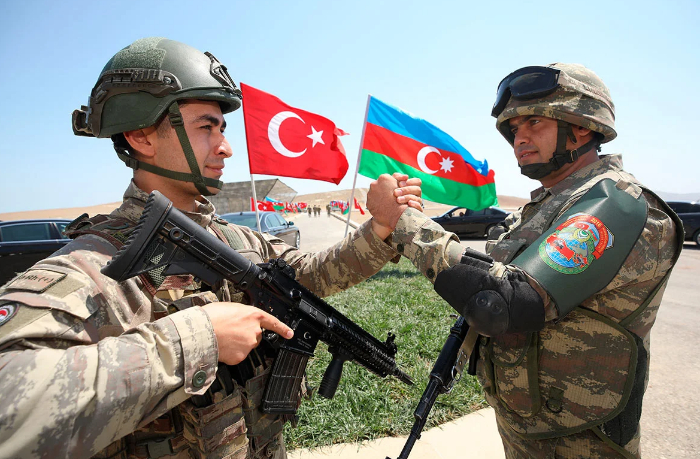 poluchit-li-azerbaydzhan-novye-turetskie-rakety