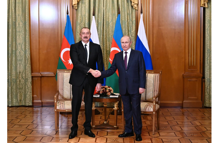ilkham-aliev-pozdravil-vladimira-putina