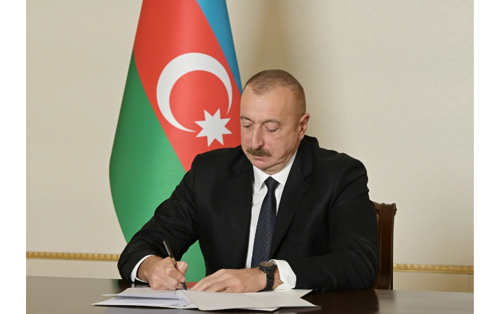 prezident-azerbaydzhana-nagradil-sotrudnikov-zdravookhraneniya