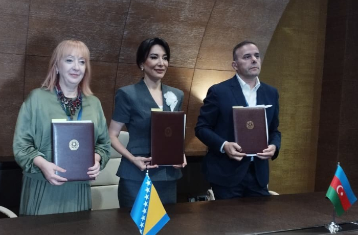 mezhdu-ombudsmenami-azerbaydzhana-i-bosnii-i-gertsegoviny-podpisan-memorandum-o-vzaimoponimanii-foto