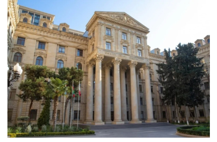 mid-azerbaydzhana-pozdravil-italiyu-s-natsionalnym-dnem