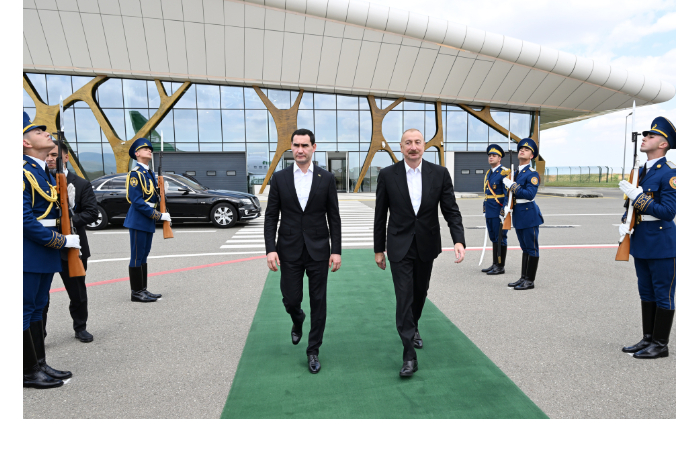 zavershilsya-gosudarstvennyy-vizit-prezidenta-turkmenistana-serdara-berdymukhamedova-v-azerbaydzhan-foto