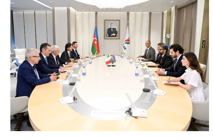 azerbaydzhan-i-italiya-obsudili-proekty-v-sfere-energobezopasnosti-i-investitsiy